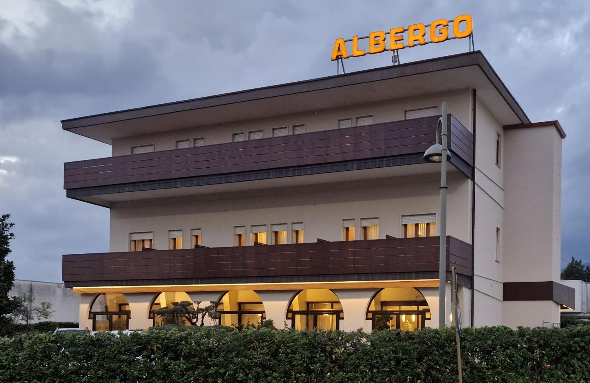 Albergo Ristorante Belvedere Thiene Exteriér fotografie