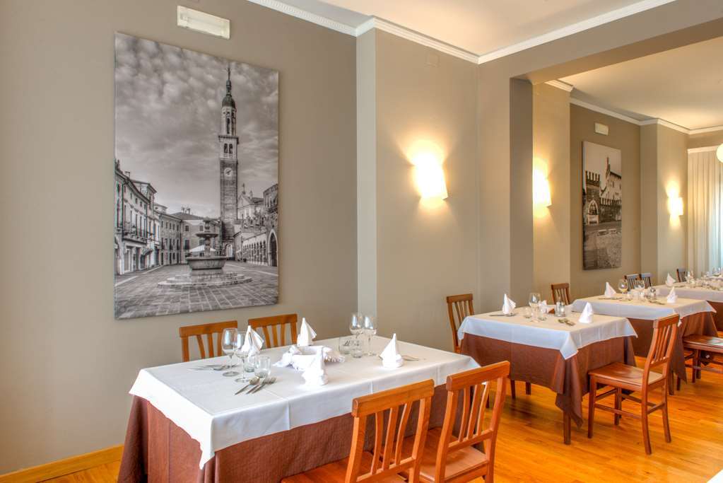 Hotel Belvedere Thiene Restaurace fotografie